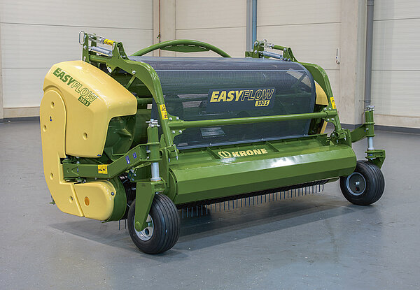 With crop press roller unit