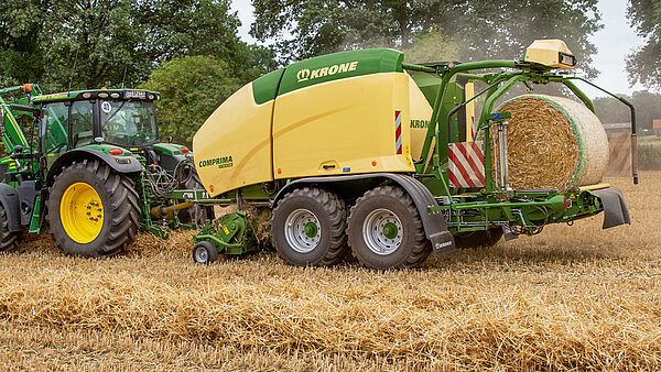 The Comprima Plus with variable bale chamber