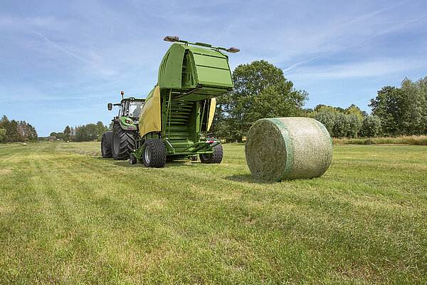 The KRONE NovoGrip belt-and-slat elevator