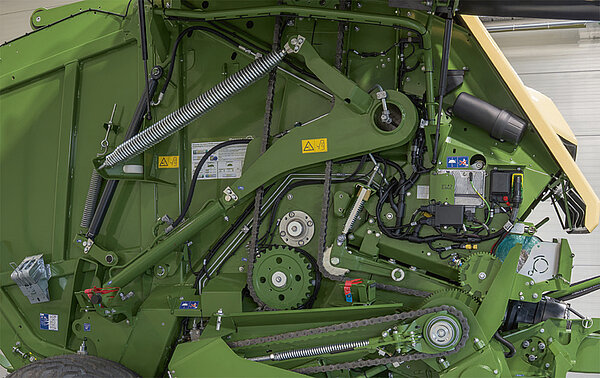 The drives for the belts