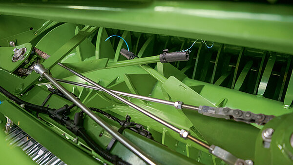 The twine tying system