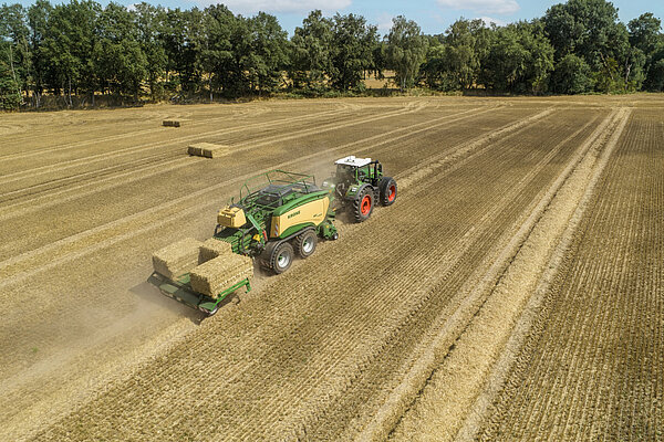 The KRONE BaleCollect bale accumulator