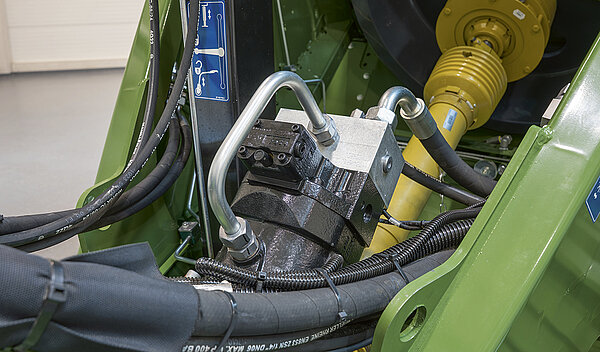 Hydraulically supported start-up