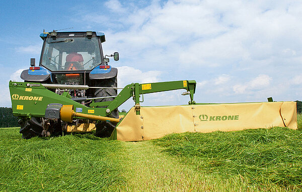 KRONE SmartCut for a perfect spread