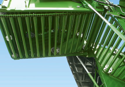 The ­KRONE slat and chain conveyor